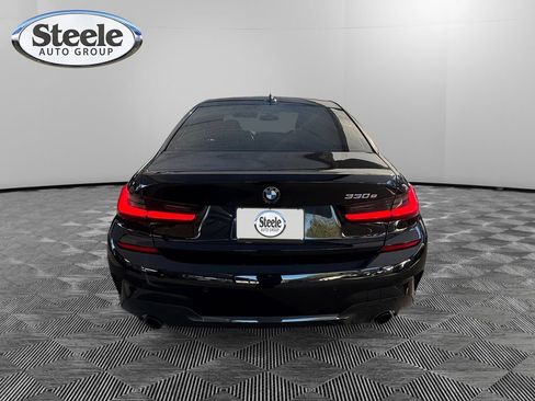 Used 2021 BMW 330e w/ M Sport Package image 4