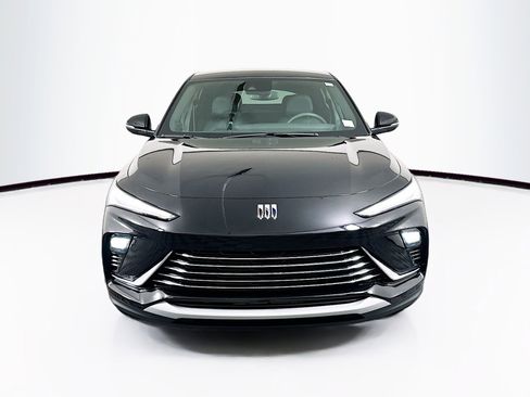 Used 2025 Buick Envista Preferred image 2