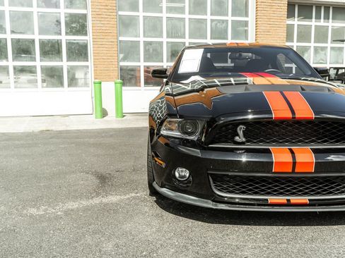 Used 2012 Ford Mustang Shelby GT500 w/ SVT Performance Pkg RWD image 34