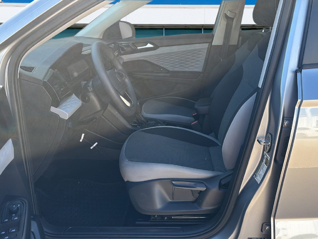 Used 2022 Volkswagen Taos S AWD/4WD image 10