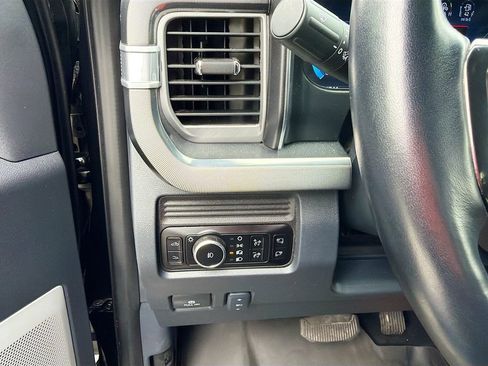 Used 2025 Ford F450 Platinum w/ FX4 Off-Road Package AWD/4WD image 10
