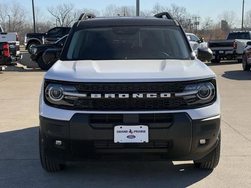 New 2025 Ford Bronco Sport Outer Banks w/ Outer Banks Tech Package+ AWD/4WD image 8