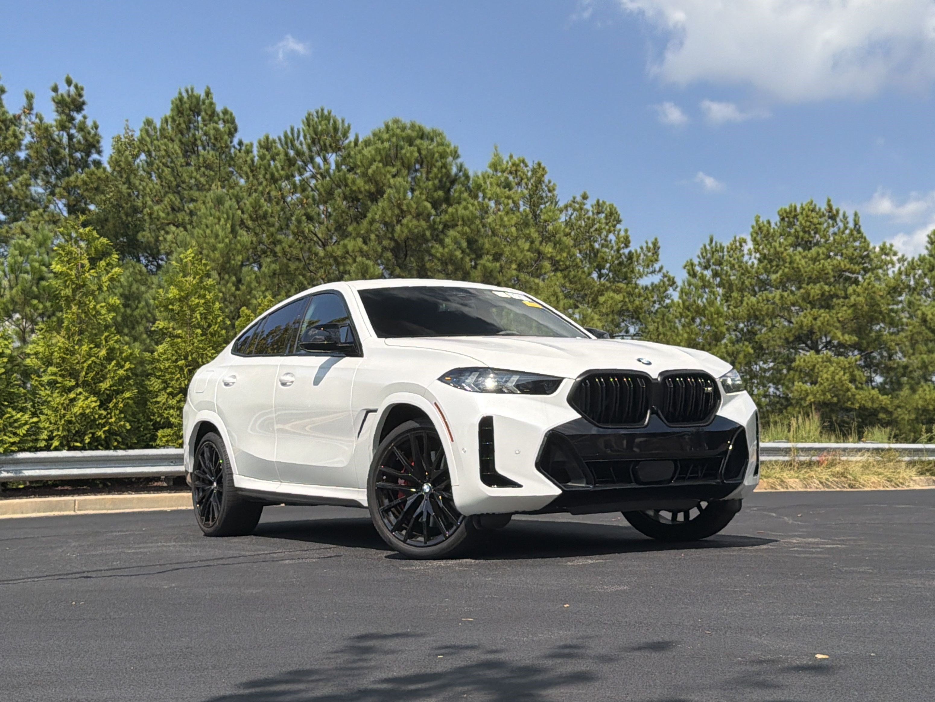 Used 2026 BMW X6 M60i AWD/4WD image 2