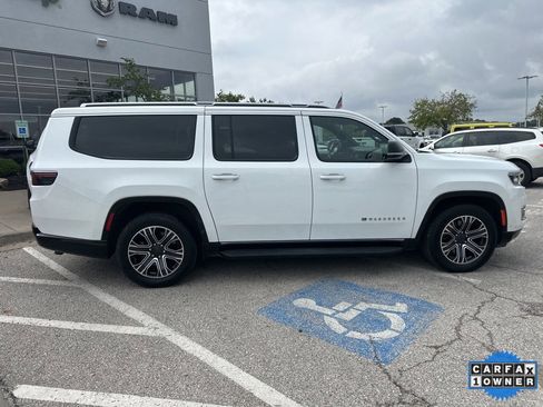 Used 2024 Jeep Wagoneer L Series II w/ Flexible Seating Group image 34