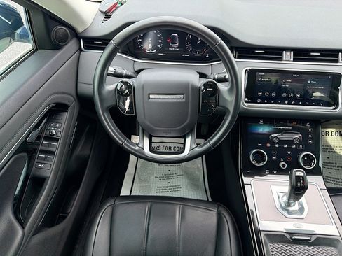 Used 2020 Land Rover Range Rover Evoque SE image 17