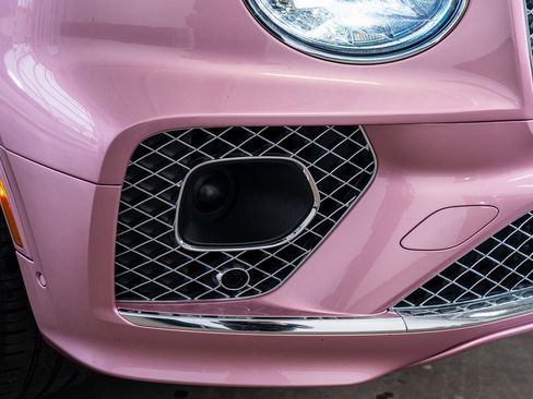 Used 2021 Bentley Bentayga image 20