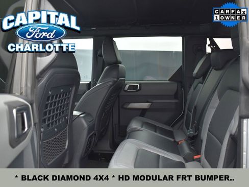 Used 2023 Ford Bronco Black Diamond image 11