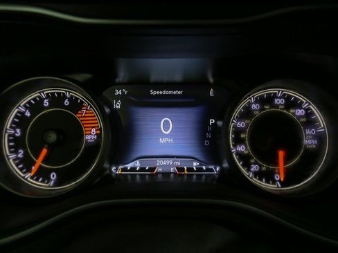 Used 2022 Jeep Cherokee Trailhawk w/ Premium Leather Package image 34