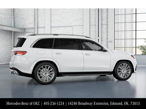 New 2026 Mercedes-Benz GLS 580 4MATIC image 18