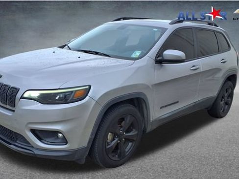 Used 2020 Jeep Cherokee Latitude Plus FWD image 1