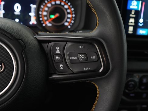 Used 2024 Jeep Wrangler Unlimited Sport AWD/4WD image 27