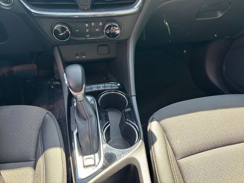Used 2025 Buick Encore GX Preferred FWD image 40