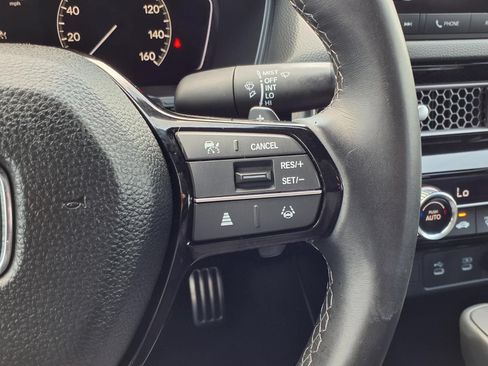Used 2025 Honda Civic Sport image 15