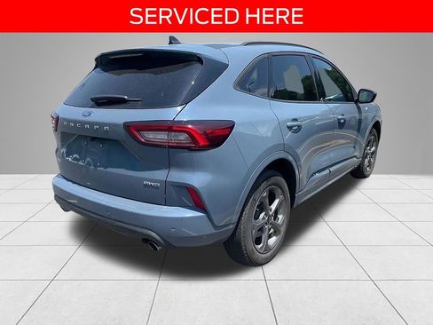 Used 2024 Ford Escape ST-Line w/ Tech Pack #1 AWD/4WD image 4