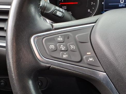 Used 2020 Chevrolet Equinox LT image 29