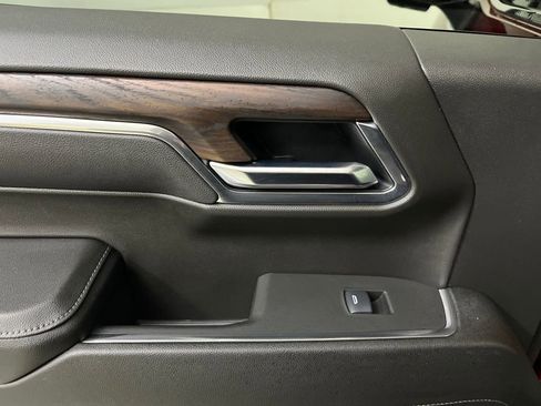 Used 2025 GMC Sierra 1500 SLT w/ SLT Premium Package image 81