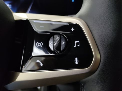 New 2026 BMW iX xDrive60 w/ Premium Package image 16