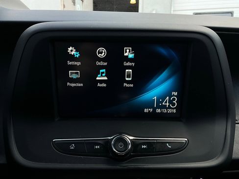 Used 2017 Chevrolet Camaro LT image 22