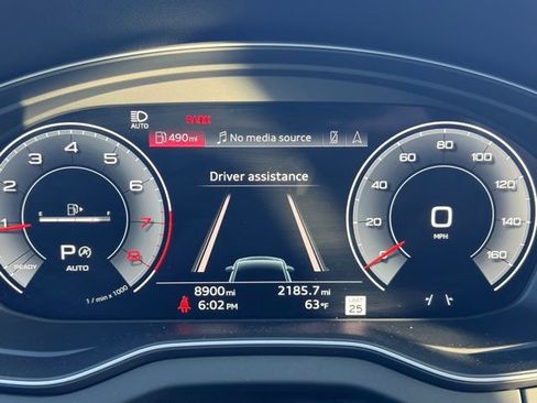 Used 2025 Audi Q5 2.0T Premium Plus w/ Premium Plus Package image 8