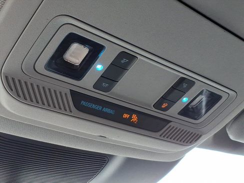 Certified 2022 Ford Explorer XLT image 26