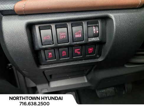 Used 2022 Subaru Forester Touring image 31