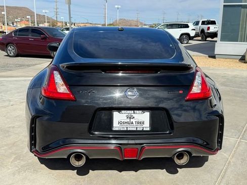 Used 2019 Nissan 370Z NISMO image 5