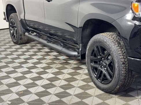 Used 2025 Chevrolet Silverado 1500 LT Trail Boss w/ Convenience Package II image 12