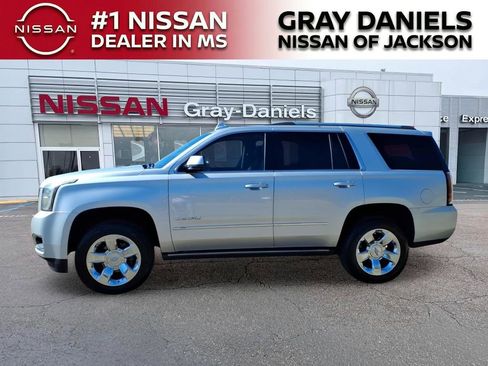 Used 2019 GMC Yukon Denali w/ Denali Ultimate Package image 4