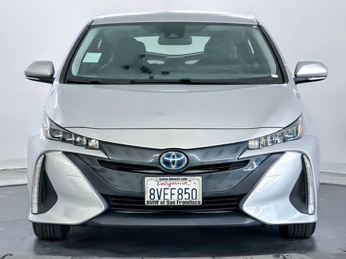 Used 2021 Toyota Prius Prime XLE FWD image 10