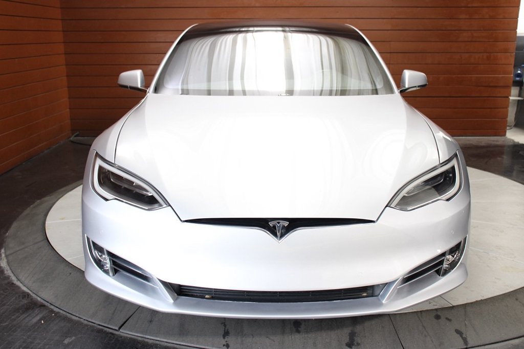 Used 2018 Tesla Model S AWD image 2
