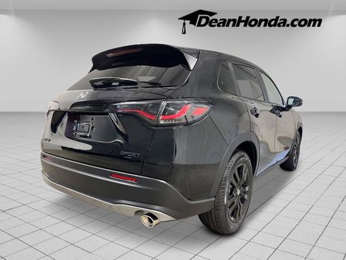 New 2026 Honda HR-V Sport image 7