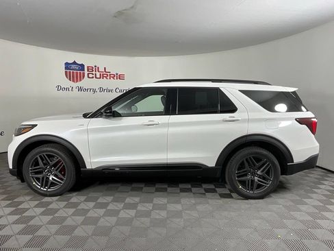 New 2026 Ford Explorer ST-Line w/ ST-Line Street Pack RWD image 6