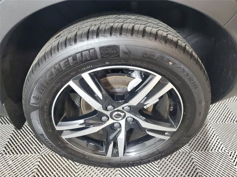 Certified 2026 Volvo XC40 B5 Core AWD/4WD image 11