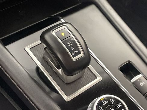 Used 2024 Mitsubishi Outlander SE image 16