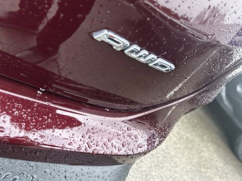 Used 2021 Ford Edge SEL w/ Convenience Package image 7