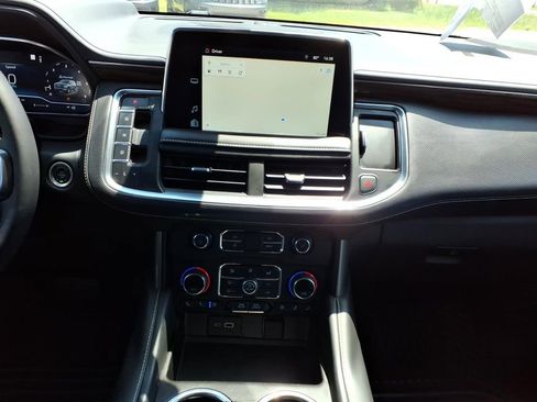 Used 2022 Chevrolet Tahoe Premier w/ Texas Edition AWD/4WD image 16