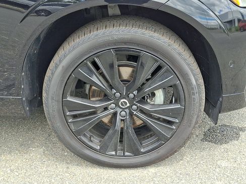 Certified 2023 Volvo XC60 B5 Ultimate w/ Climate Package AWD/4WD image 8