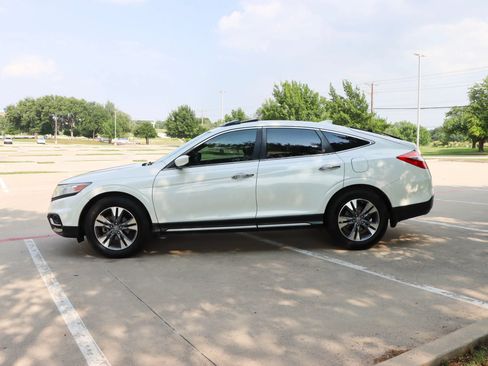 Used 2015 Honda Crosstour EX-L image 4