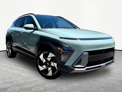 Used 2024 Hyundai Kona Limited AWD/4WD image 3