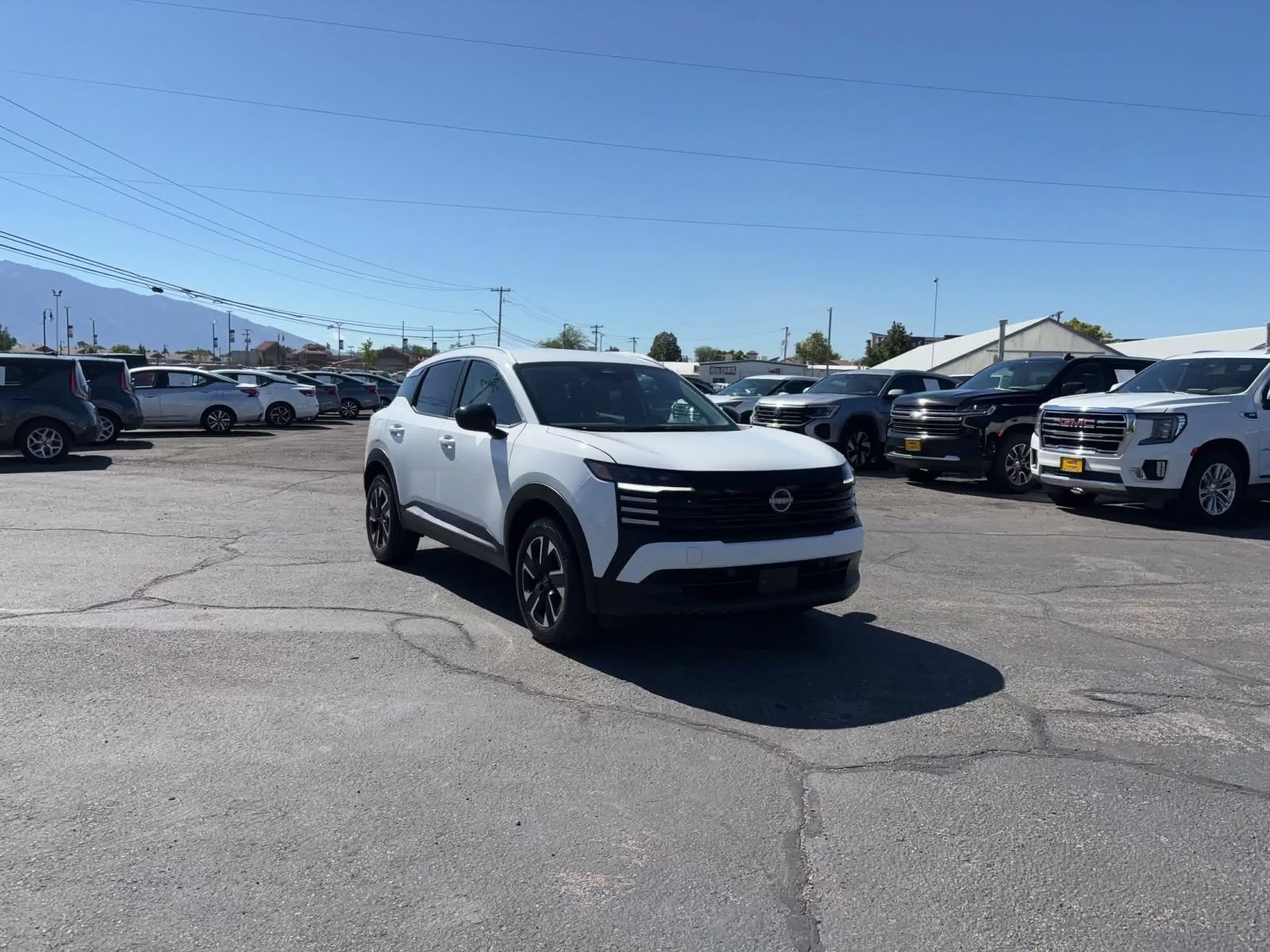 Used 2026 Nissan Kicks SV w/ Cold Weather Package AWD/4WD image 3