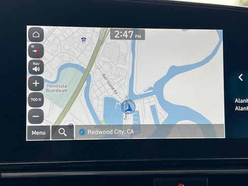 Used 2024 Hyundai Elantra SEL w/ Convenience Package image 18