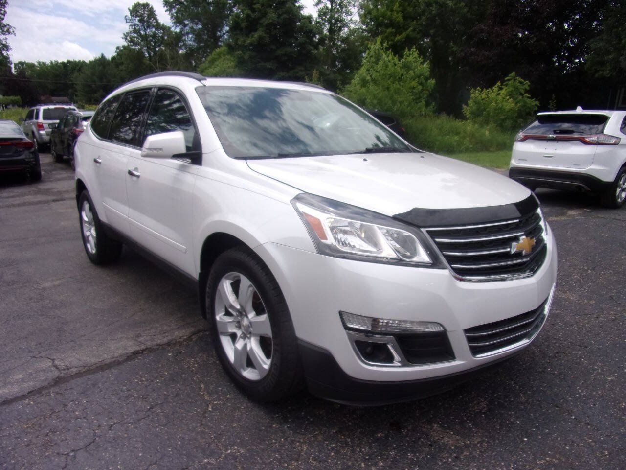 Used 2017 Chevrolet Traverse LT w/ Style and Technology Package AWD/4WD image 7