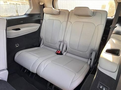 Used 2021 Jeep Grand Cherokee L Overland image 18