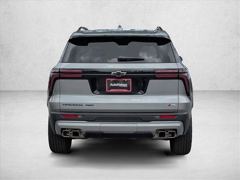 New 2026 Chevrolet Traverse Z71 w/ Enhanced Driving Package AWD/4WD image 8
