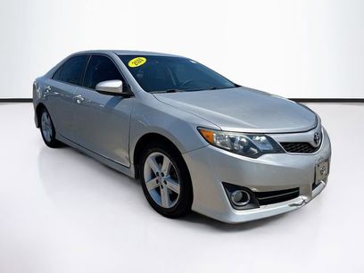 Used 2014 Toyota Camry SE