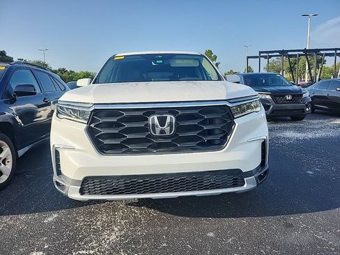 Used 2023 Honda Pilot EX-L image 9