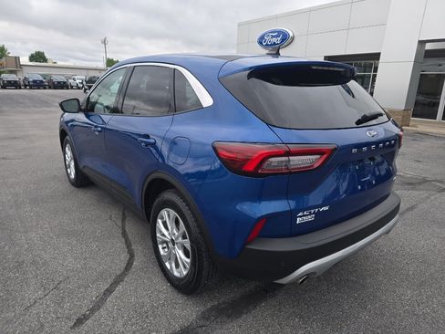 Used 2023 Ford Escape Active w/ Tech Pack #1 AWD/4WD image 8