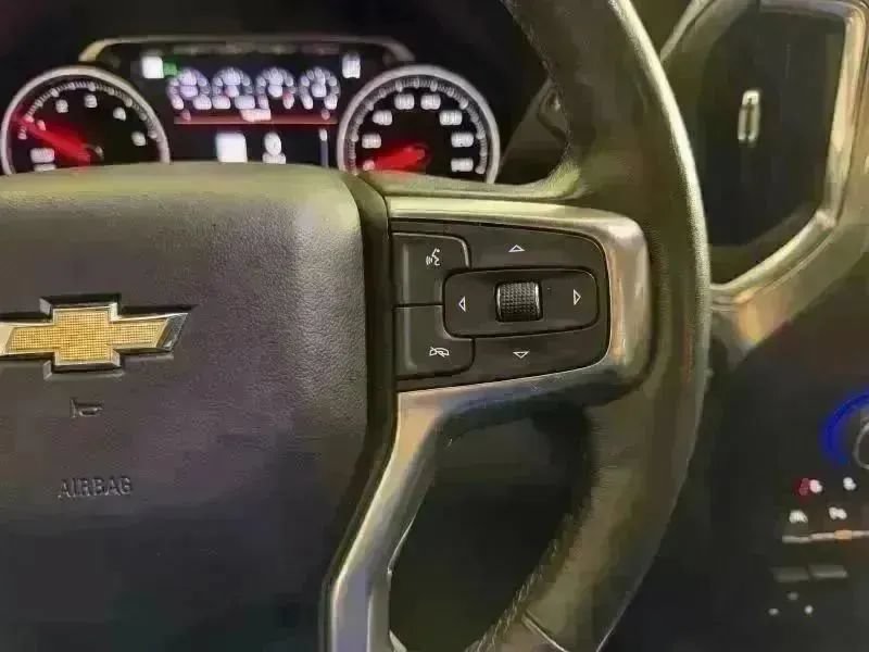 Used 2020 Chevrolet Silverado 1500 LTZ AWD/4WD image 41