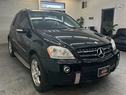 Used 2008 Mercedes-Benz ML 63 AMG 4MATIC image 1