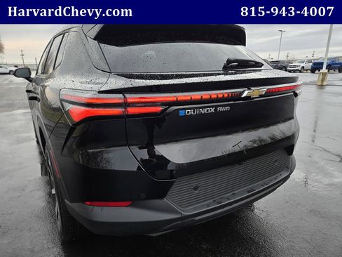 Used 2026 Chevrolet Equinox EV LT w/ Comfort Package image 36